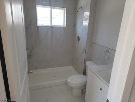 118 Shephard Avenue Newark NJ 07112