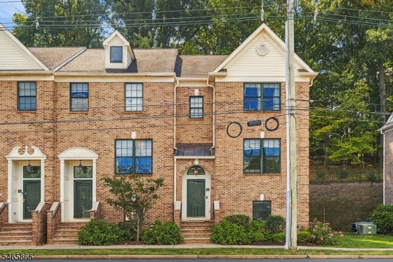 32 Bloomfield Avenue Essex Fells NJ 07021