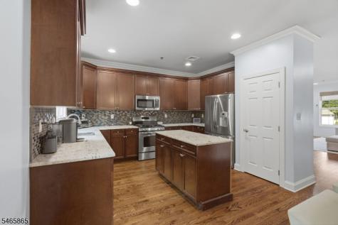 32 Bloomfield Avenue Essex Fells NJ 07021