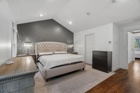 32 Bloomfield Avenue Essex Fells NJ 07021