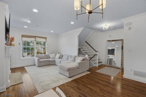 32 Bloomfield Avenue Essex Fells NJ 07021
