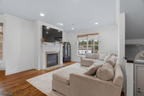 32 Bloomfield Avenue Essex Fells NJ 07021