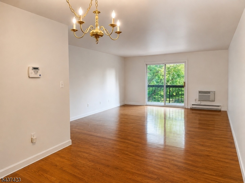 807 Eves Dr 3q Hillsborough NJ 08844