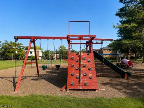 807 Eves Dr 3q Hillsborough NJ 08844