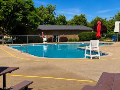 807 Eves Dr 3q Hillsborough NJ 08844