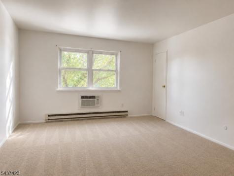 807 Eves Dr 3q Hillsborough NJ 08844