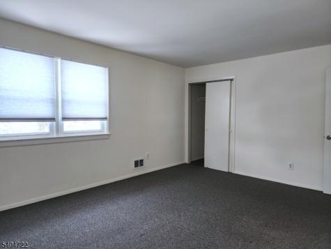 19 Grove Street Wanaque NJ 07465