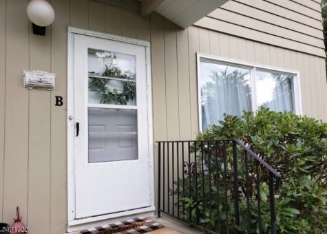 19 Grove Street Wanaque NJ 07465