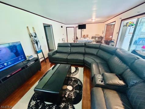 378 Lake Shore South Montague NJ 07827