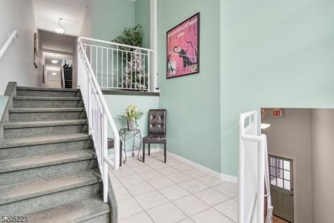 420 Bloomfield Avenue Apt 4 Montclair NJ 07042