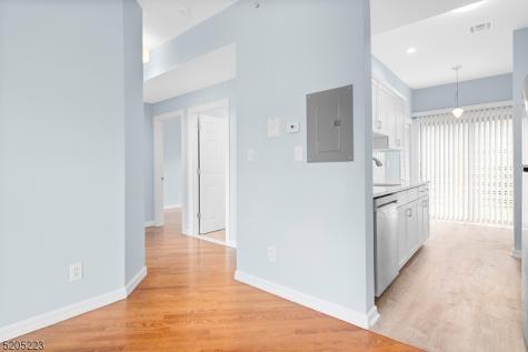 420 Bloomfield Avenue Apt 4 Montclair NJ 07042