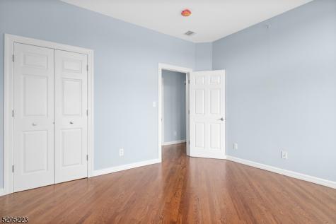 420 Bloomfield Avenue Apt 4 Montclair NJ 07042