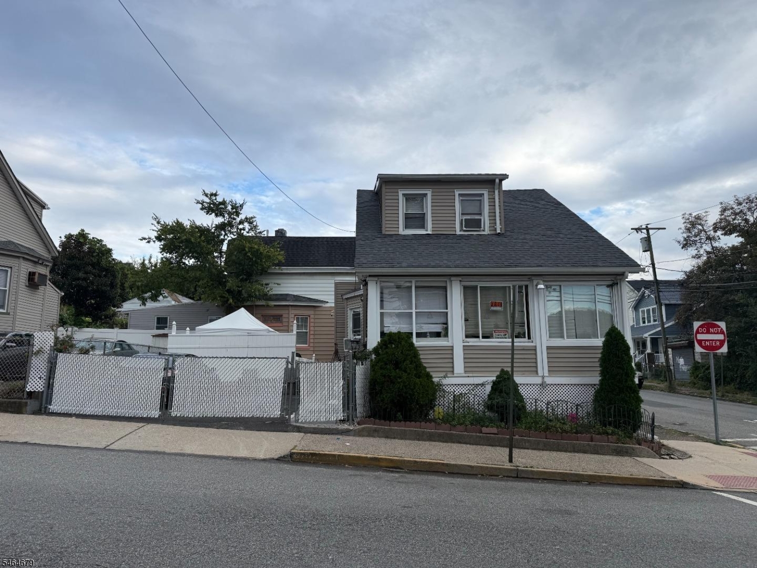 342 Crosby Avenue Paterson NJ 07502