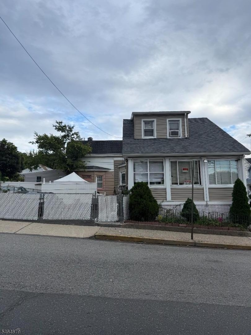 342 Crosby Avenue Paterson NJ 07502