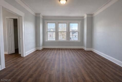 55 Schley Street Newark NJ 07112