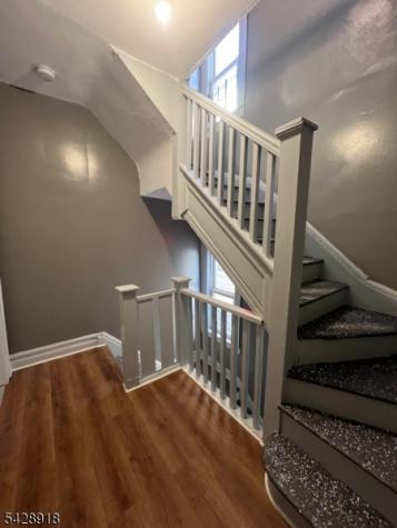 55 Schley Street Newark NJ 07112