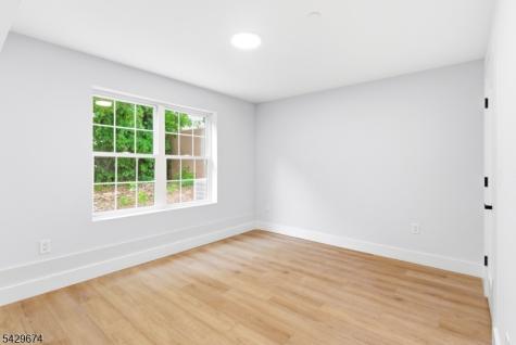 129 Mt Pleasant Avenue Newark NJ 07104
