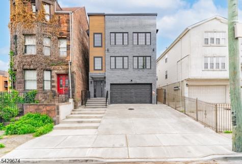 129 Mt Pleasant Avenue Newark NJ 07104