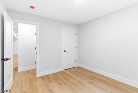 129 Mt Pleasant Avenue Newark NJ 07104