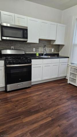 911 Washington Avenue Linden NJ 07036
