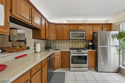 79 Chelsea Court Franklin NJ 08823