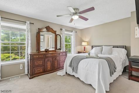 79 Chelsea Court Franklin NJ 08823