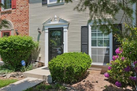 79 Chelsea Court Franklin NJ 08823