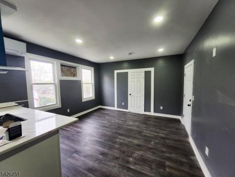 49 Union Place Irvington NJ 07111