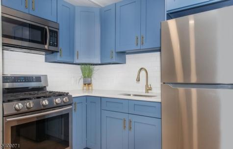 25 Henry Street Bloomfield NJ 07003