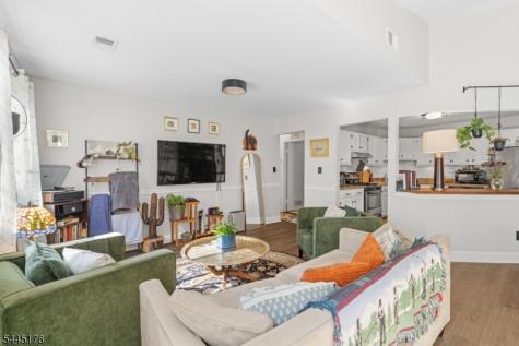 51 Drake Lane Roxbury NJ 07852