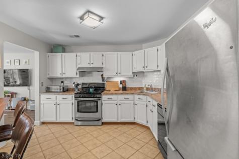 51 Drake Lane Roxbury NJ 07852