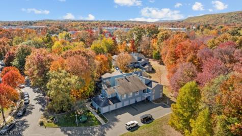 51 Drake Lane Roxbury NJ 07852