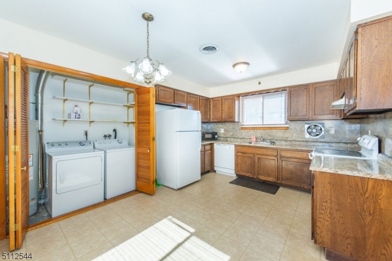 358 Union Boulevard Totowa NJ 07512