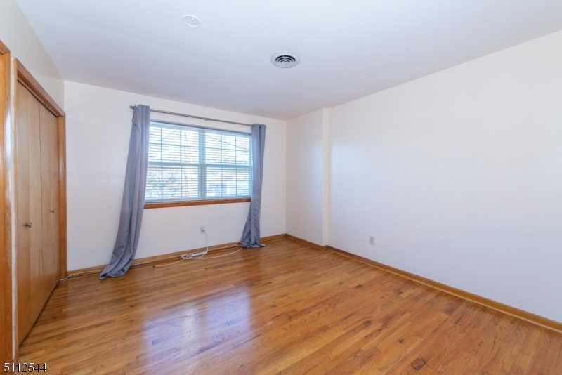 358 Union Boulevard Totowa NJ 07512
