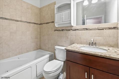 39 Bellows Lane Montville NJ 07082