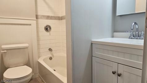 615 W Camplain Road Apt 1 Manville NJ 08835