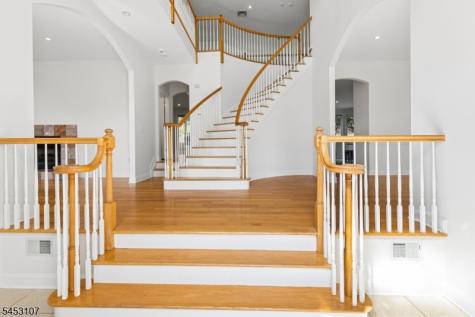 1000 Sunny Slope Drive Mountainside NJ 07092