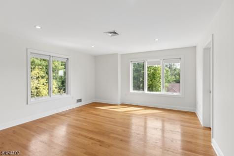 1000 Sunny Slope Drive Mountainside NJ 07092