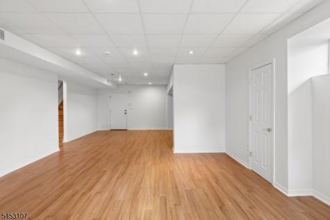 1000 Sunny Slope Drive Mountainside NJ 07092