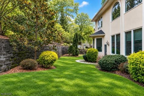 1000 Sunny Slope Drive Mountainside NJ 07092