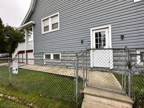 2 Whittier Street East Orange NJ 07018