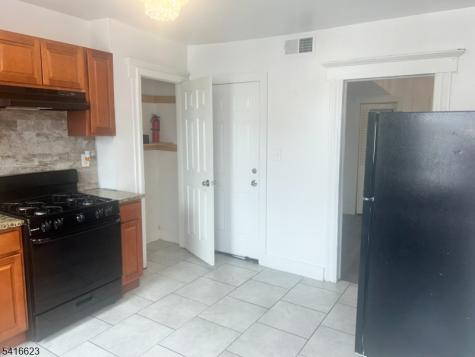 21 Tillinghast Street Newark NJ 07108