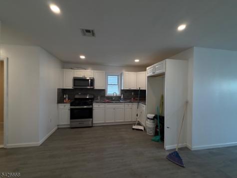 171 N 4th Street Paterson NJ 07522