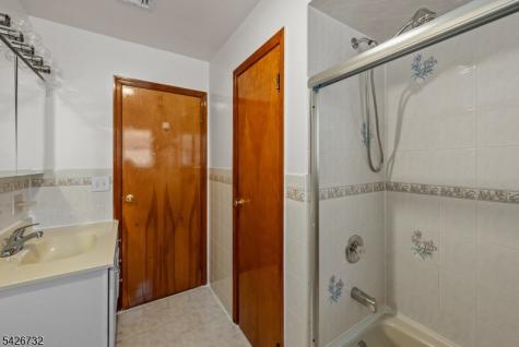 939 Grove Street Elizabeth NJ 07202