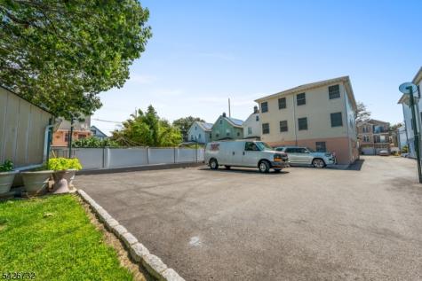939 Grove Street Elizabeth NJ 07202