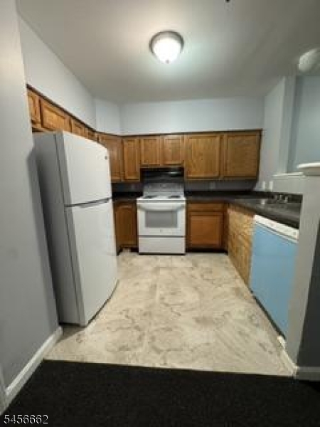 170 N Oraton Parkway East Orange NJ 07017