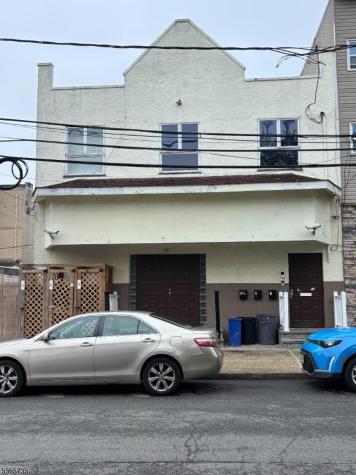 74 Walnut Street Newark NJ 07102