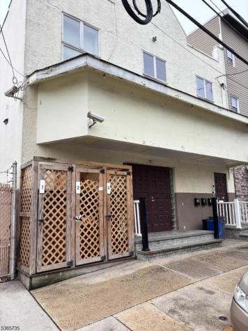 74 Walnut Street Newark NJ 07102