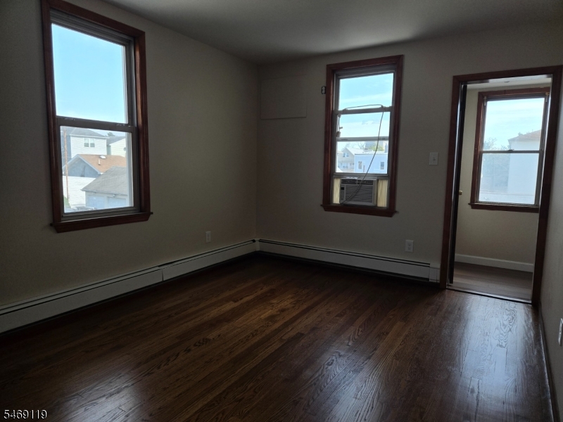 833 Jackson Avenue Elizabeth NJ 07201