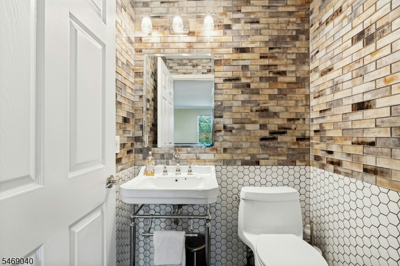 1 Knox Court Bernards NJ 07920